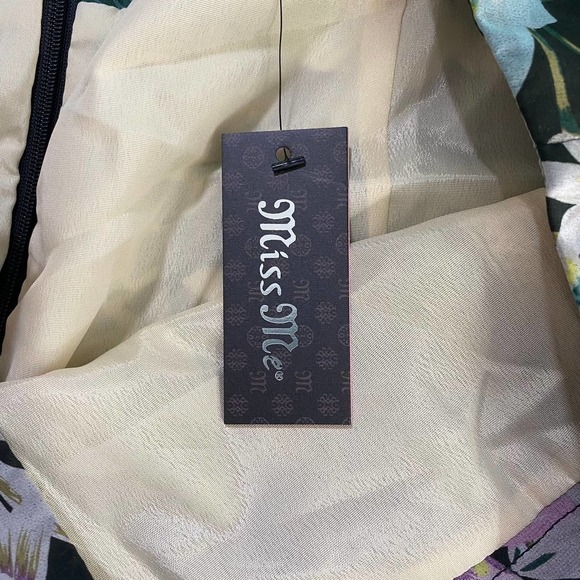 NWT Miss Me Green Tropical Floral Embroidered Skirt Side Slit Semi Sheer-Large - Picture 5 of 8